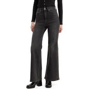 Women's Black High-Waisted Jeans
